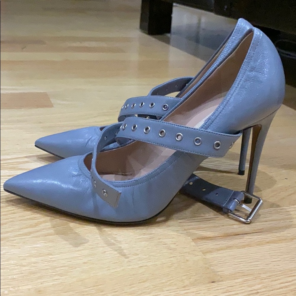 Valentino heels - Super Comfortable.💯Authentic